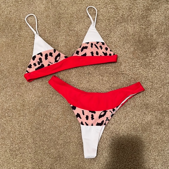 *Never worn* Shein bikini red pink leopard print color block - Picture 1 of 6